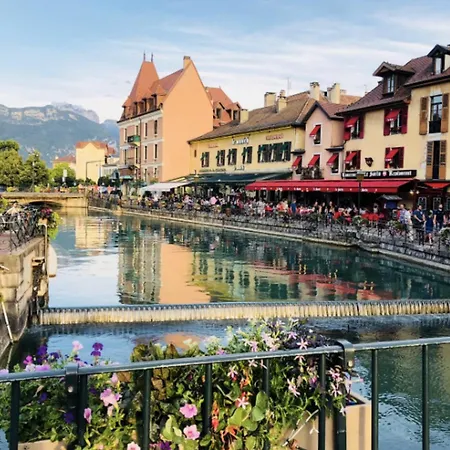 Cosy In The Heart Of Apartmán Annecy